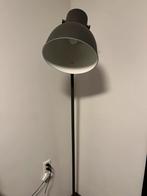 Lamp IKEA grijs, Huis en Inrichting, Lampen | Vloerlampen, Ophalen, Zo goed als nieuw, 150 tot 200 cm