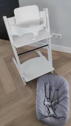 Witte Stokke Tripp trapp / trip trap + babyset en newborn, Stoelverkleiner, Gebruikt, Ophalen of Verzenden, Meegroeistoel