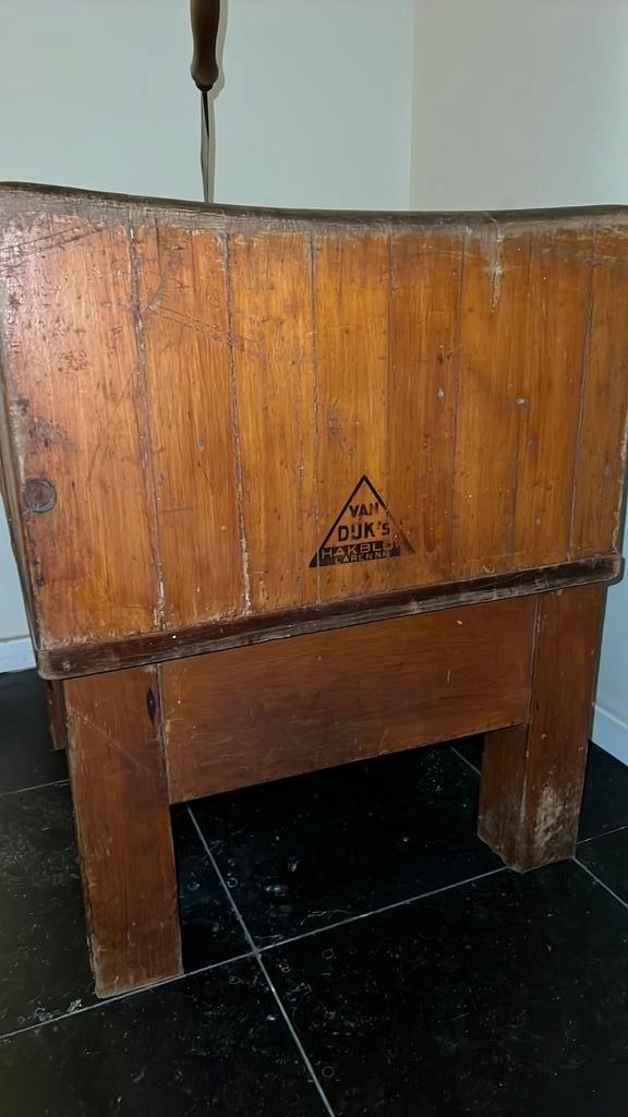 Vintage massief houten hakblok., Huis en Inrichting, Keuken | Keukenelementen, Gebruikt, Minder dan 100 cm, 50 tot 100 cm, 50 tot 75 cm