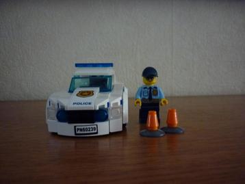 Lego City 60239 –  Politiepatrouille auto  beschikbaar voor biedingen