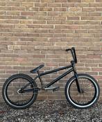 BMX CUSTOM 21” FREESTYLE 20 inch stuntfiets goede staat pegs, Fietsen en Brommers, Fietsen | Crossfietsen en BMX, Ophalen, 16 tot 20 inch
