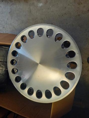 Gebruikte Wieldop SAAB 15 inch  beschikbaar voor biedingen