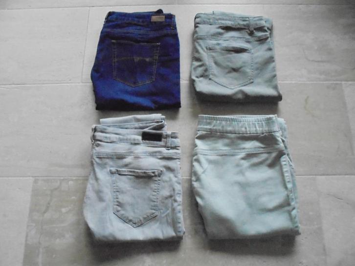 4 broeken div maat 44, Kleding | Dames, Broeken en Pantalons, Zo goed als nieuw, Maat 42/44 (L), Overige kleuren, Lang, Ophalen of Verzenden