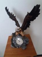 Adelaar Klok - Uniek Decoratief Stuk, Ophalen, Zo goed als nieuw, Analoog, Wekker of Tafelklok