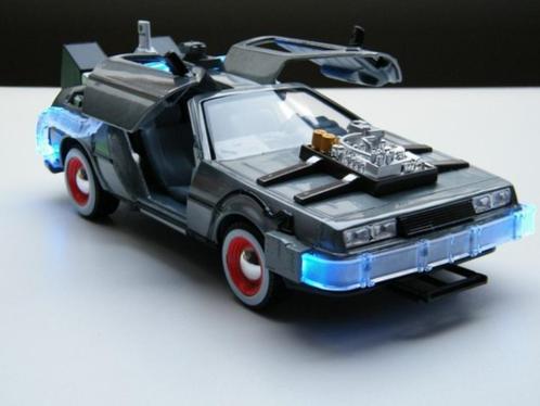 Back to the Future 3 Delorean – modelauto Jada Toys + licht, Hobby en Vrije tijd, Modelauto's | 1:24, Nieuw, Auto, Jada, Ophalen of Verzenden