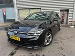 Volkswagen Golf 2X R line 1.5 Etsi 150pk 7-DSG 2023 Zwart, Auto's, 1498 cc, 4 cilinders, Zwart, 149 pk