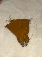 Okergele vlaggetjes met belletjes, Ophalen of Verzenden, Zo goed als nieuw, Overige typen