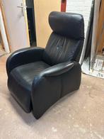 Zwart lederen relaxfauteuil 70x80x45H, Ophalen, 1025xe, Zo goed als nieuw, Re