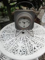 klok op pootjes apart model, Ophalen of Verzenden, Nieuw, Staande klok