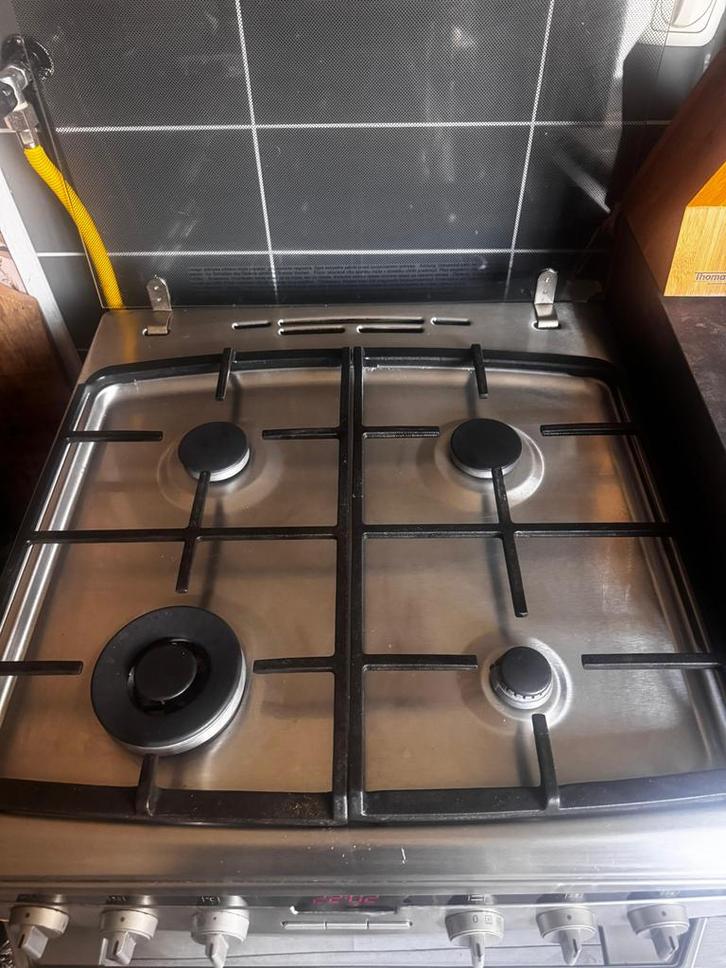 Inventum Gasfornuis - Werkt Prima!, Witgoed en Apparatuur, Fornuizen, Gebruikt, Vrijstaand, Gas, 4 kookzones, 85 tot 90 cm, 45 tot 60 cm