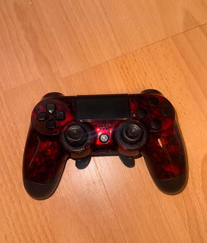 Scuf Controller + Paddles + Doos, Spelcomputers en Games, Spelcomputers | Overige Accessoires, Zo goed als nieuw, Ophalen of Verzenden