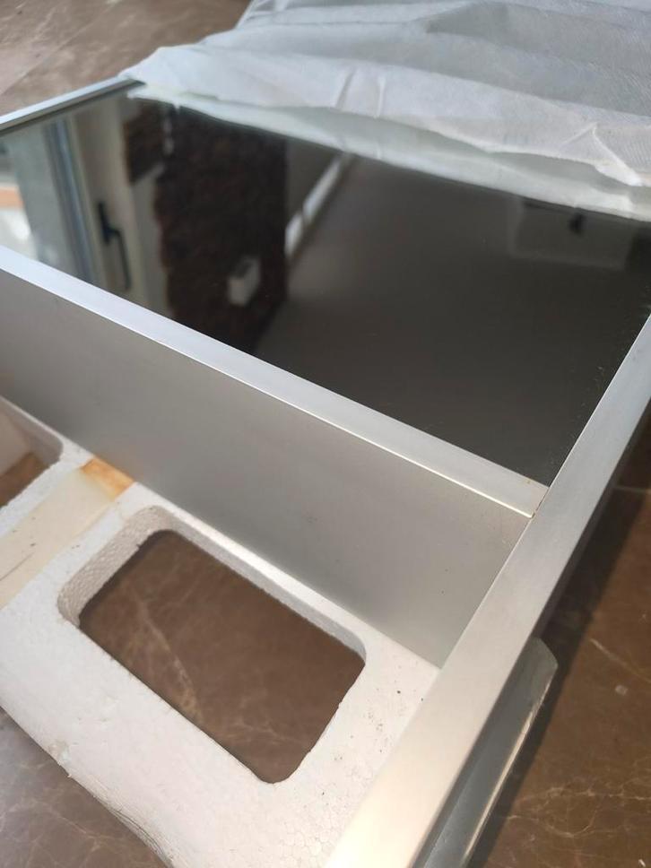 Nieuwe Badkamerspiegel - Smoke? Glas, Huis en Inrichting, Woonaccessoires | Spiegels, Zo goed als nieuw, 100 tot 125 cm, Minder dan 100 cm