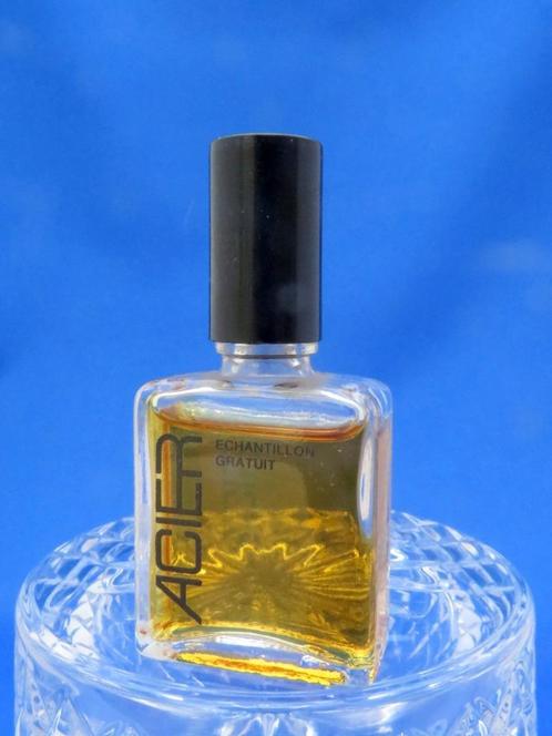 Mini - SILVA - Acier - 5ml - edt - 5,6cm, Verzamelen, Parfumverzamelingen, Zo goed als nieuw, Miniatuur, Ophalen of Verzenden