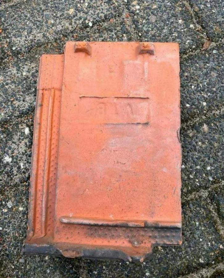 Dakpannen, Doe-het-zelf en Verbouw, Dakpannen en Dakbedekking, Zo goed als nieuw, Dakpannen, Steen of Klei, Rood, 15 m² of meer