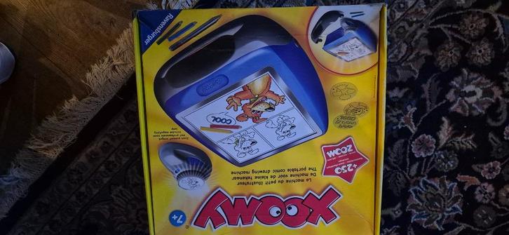 Xoomy tekenmachine, Hobby en Vrije tijd, Tekenen, Gebruikt, Overige typen, Ophalen