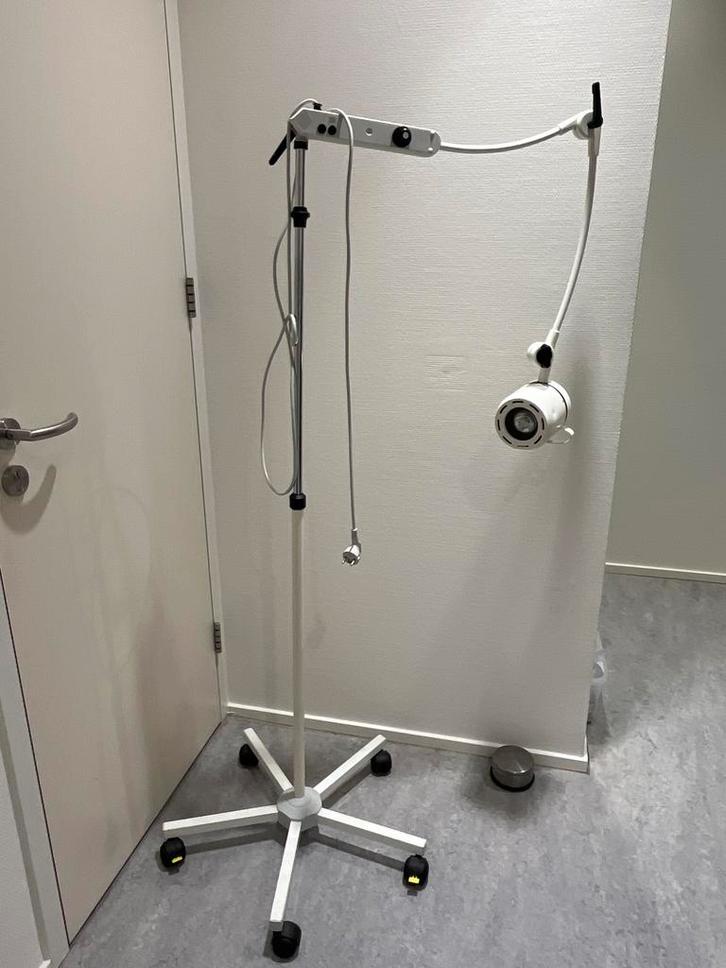 DR Mach Onderzoekslamp - Huisartsenpraktijk, Hobby en Vrije tijd, Vergrootglazen, Loepen en Loeplampen, Vergrootglas of Loep, Ophalen