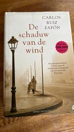 Carlos Ruiz Zafón - De schaduw van de wind, Boeken, Ophalen of Verzenden, Zo goed als nieuw, Carlos Ruiz Zafón