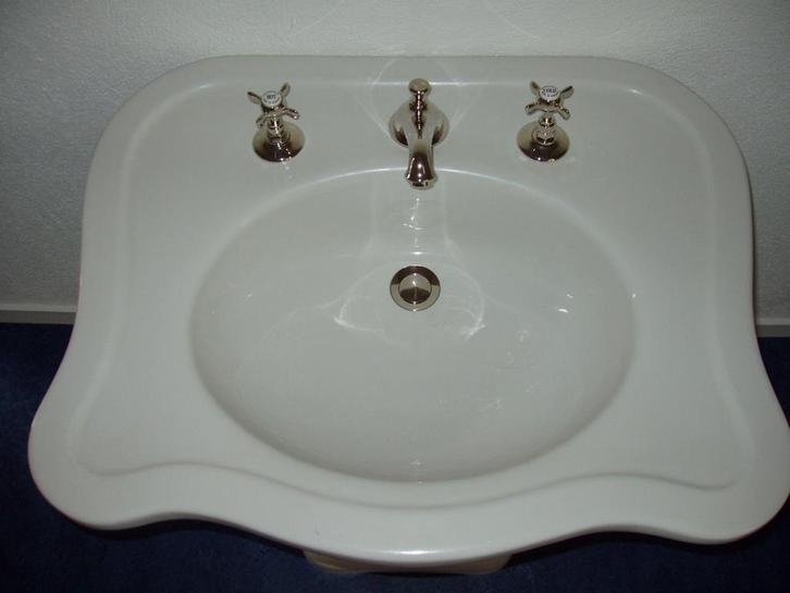 Antiek, authentieke wastafels + ligbad., Huis en Inrichting, Badkamer | Badkamermeubels, Gebruikt, Wasbak of Wastafel, Minder dan 100 cm