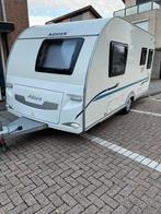Keurige Adria Adora 462 PU. 1400kg!, Caravans en Kamperen, Kachel, Rondzit, Particulier, Adria