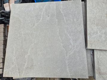 60x60x3 keramische tegels buiten beschikbaar voor biedingen