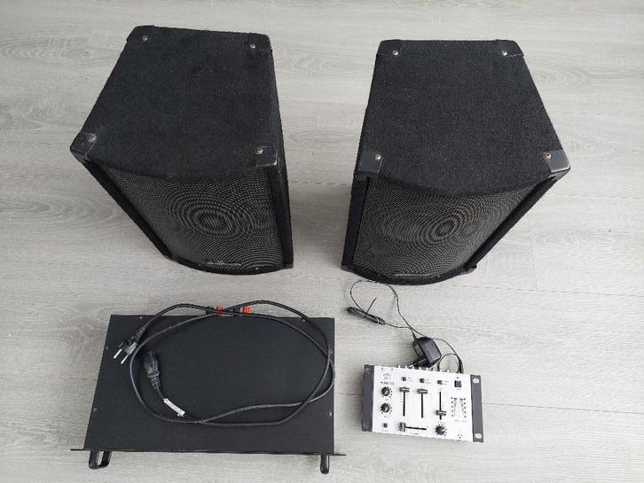 Versterker, Speakers en mengpaneel, Muziek en Instrumenten, Versterkers | Keyboard, Monitor en PA, Gebruikt, Overige typen, Minder dan 500 watt