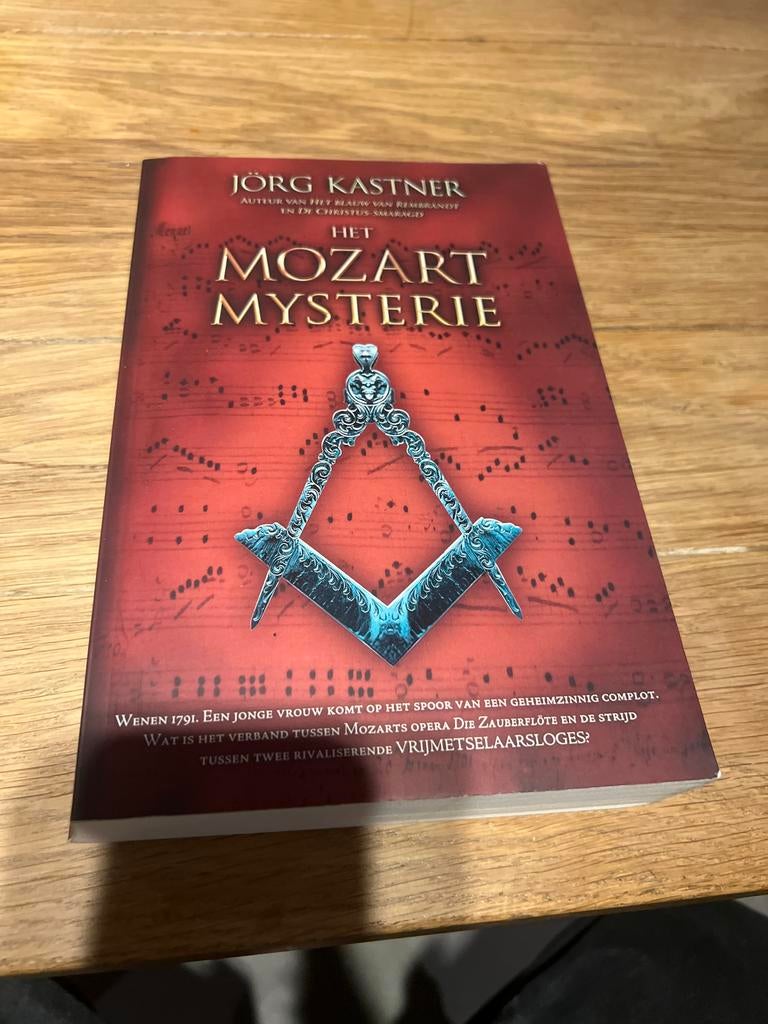 Het Mozart Mysterie - Jörg Kastner, Boeken, Romans, Gelezen, Nederland, Ophalen of Verzenden