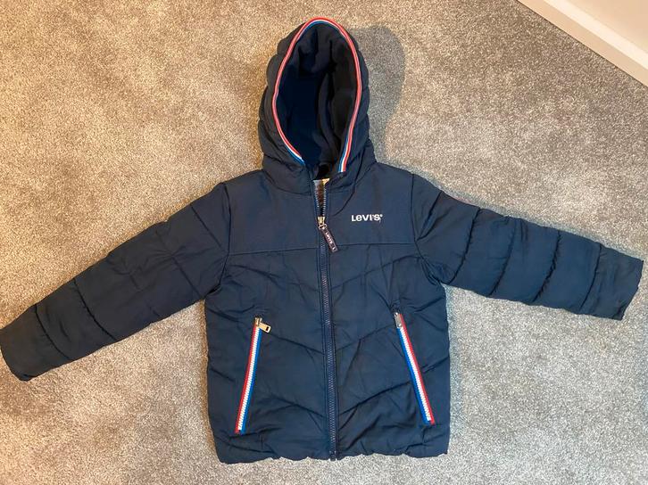 Levi's Winterjas Maat 116, Kinderen en Baby's, Kinderkleding | Maat 116, Gebruikt, Jongen, Jas, Ophalen of Verzenden