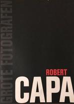 ROBERT CAPA uit Volkskrant XXL-serie Grote Fotografen, Ophalen of Verzenden, Zo goed als nieuw, Fotografen