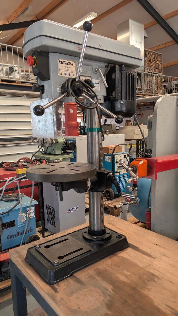 Tafelboormachine Huvema HU 18   industrie, Doe-het-zelf en Verbouw, Gereedschap | Boormachines, Gebruikt, Kolomboormachine, Verzenden