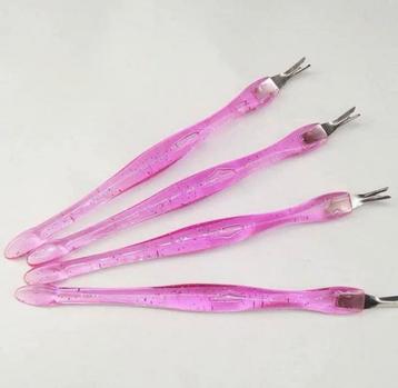 1 stuk Cuticle Pusher Nailt Art Design V Type beschikbaar voor biedingen