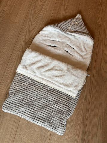 Voetenzak Koeka lichtgrijs voor in de maxi cosi  beschikbaar voor biedingen
