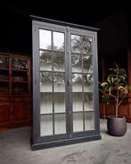 Stoere franse vitrinekast | Zwarte grenen buffetkast  #2358, Huis en Inrichting, Kasten | Vitrinekasten, Niet ingevuld, 100 tot 150 cm