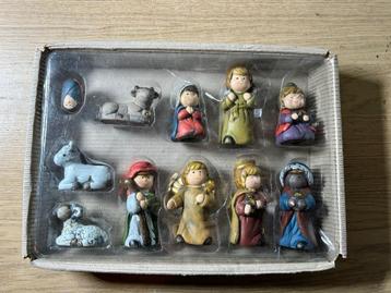 Kerststal Figuren Poppetjes Keramisch beschikbaar voor biedingen