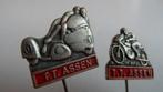 TT Assen motorwegrace spelden 2 x, Verzamelen, Speldjes, Pins en Buttons, Verzenden, Gebruikt, Merk, Speldje of Pin