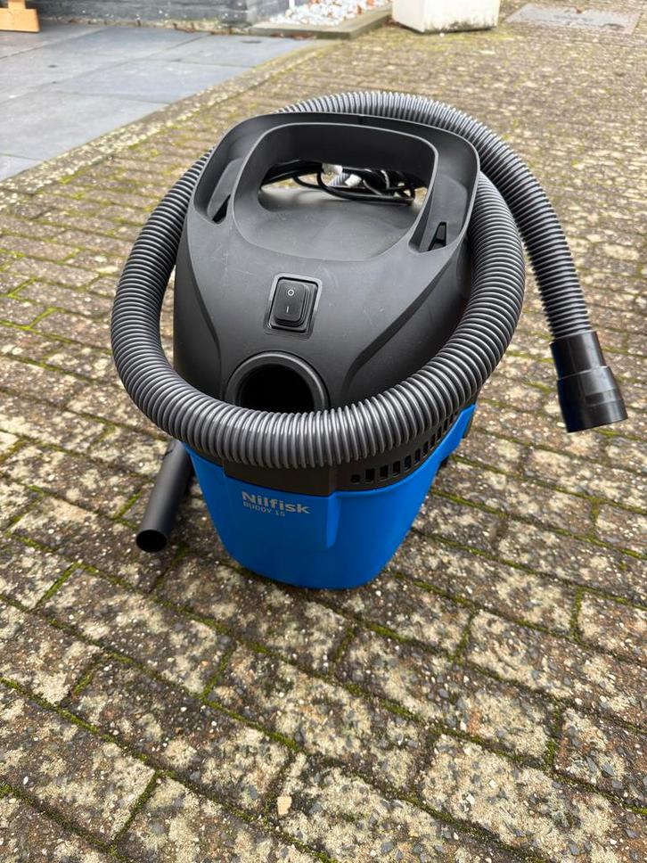 Nilfisk Buddy 15 - Krachtige Alleszuiger, Witgoed en Apparatuur, Stofzuigers, Nieuw, Waterstofzuiger, Minder dan 1200 watt, Reservoir