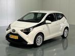 Toyota AYGO 1.0 VVT-I X-Play - Navigatie - Achteruitrijcamer, Voorwielaandrijving, Gebruikt, Euro 6, Start-stop-systeem