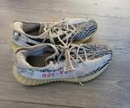 Yeezy 350 V2 Zebra - Maat 44.5, Kleding | Heren, Schoenen, Wit, Ophalen of Verzenden, Yeezy, Sneakers of Gympen