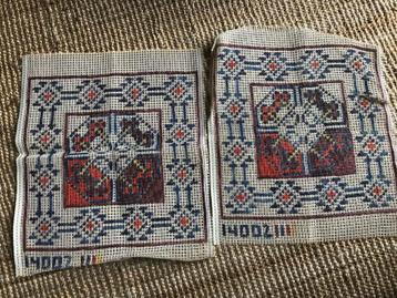 2 vintage voorbedrukte Smyrna stramiemen sierkussens beschikbaar voor biedingen