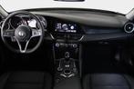 Alfa Romeo Giulia 2.0T Super 305 PK Lederen bekleding, Afnee, Auto's, Alfa Romeo, Automaat, 745 kg, Achterwielaandrijving, 1404 kg