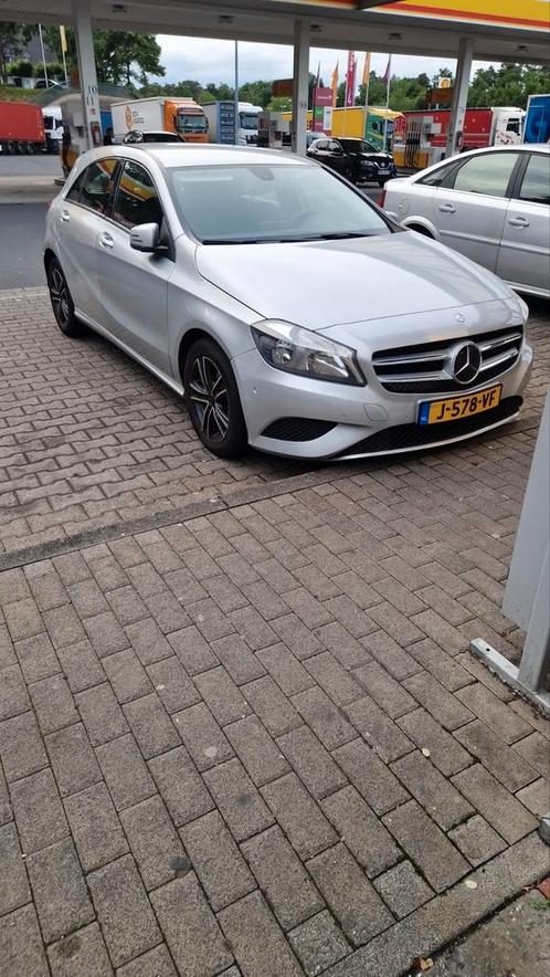 Mercedes-Benz A-Klasse A180 1.6 Blue EFF Aut7 2013 Grijs, Auto's, Mercedes-Benz, Particulier, A-Klasse, Benzine, A, Hatchback
