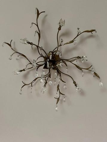 Antieke muurlamp met kristal detials beschikbaar voor biedingen