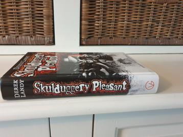 Derek Landy - Skulduggery pleasant (Engels) beschikbaar voor biedingen