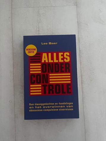 Boek als nieuw ‘Alles onder controle’. Nu voor de helft! beschikbaar voor biedingen