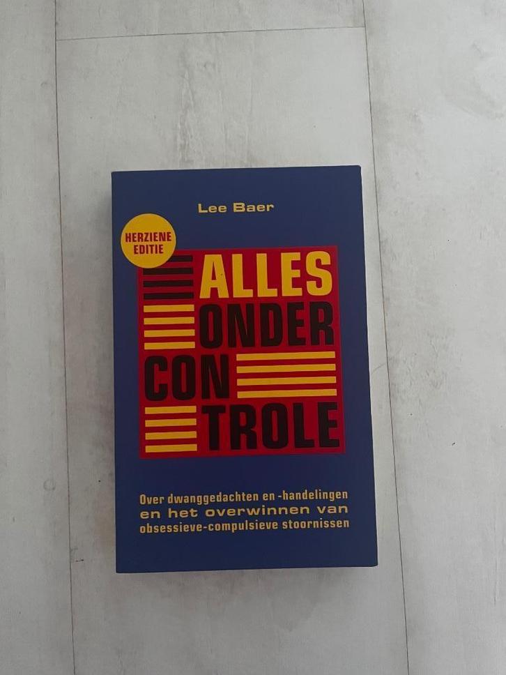 Boek als nieuw ‘Alles onder controle’. Nu voor de helft!, Boeken, Psychologie, Zo goed als nieuw, Klinische psychologie, Ophalen of Verzenden