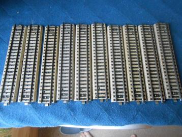 Märklin 5106,  50x  Rechte M rail  van 18cm ( de standaard ) beschikbaar voor biedingen