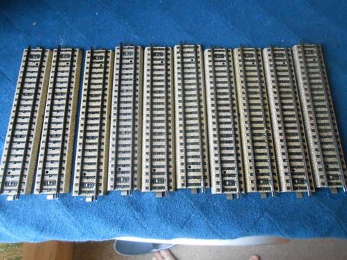 Märklin 5106,  50x  Rechte M rail  van 18cm ( de standaard ), Hobby en Vrije tijd, Modeltreinen | H0, Zo goed als nieuw, Rails