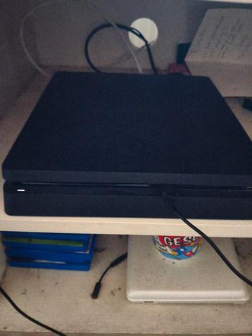 PlayStation 4 slim beschikbaar voor biedingen