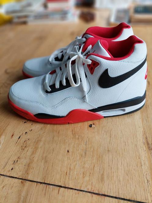 Nike Air Flight Legacy - Maat 43 - Nieuwstaat, Kleding | Heren, Schoenen, Zo goed als nieuw, Sneakers of Gympen, Wit, Ophalen of Verzenden