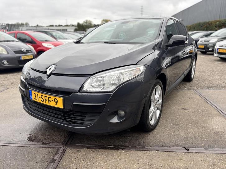 Renault Mégane 1.6 Parisienne CLIMA!NAVI!, Auto's, Renault, Bedrijf, Mégane, ABS, Airbags, Airconditioning, Boordcomputer, Cruise Control