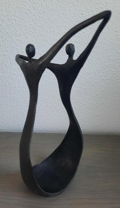 Corry Ammerlaan - sierlijke dans 23,5 cm, Antiek en Kunst, Kunst | Beelden en Houtsnijwerken, Ophalen of Verzenden